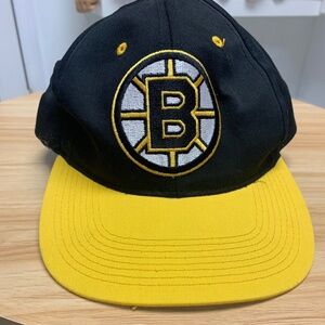 Boston Bruins NHL SnapBack vintage hat